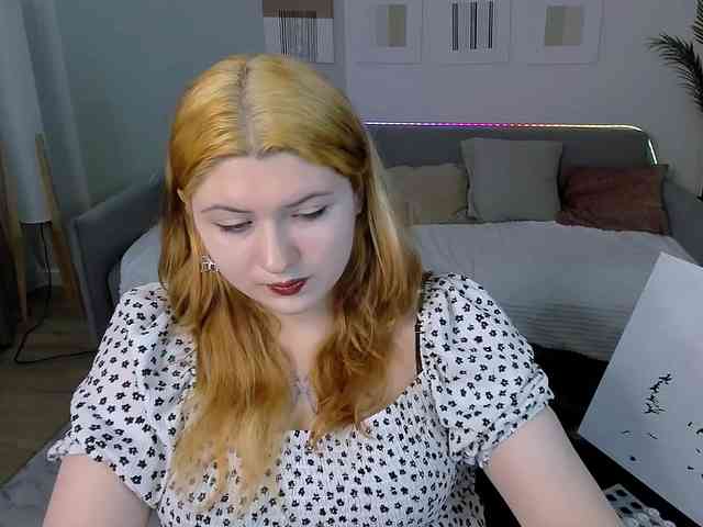 Milenafiery webcam