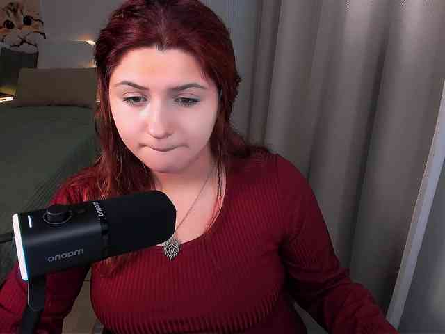 Milenafiery webcam