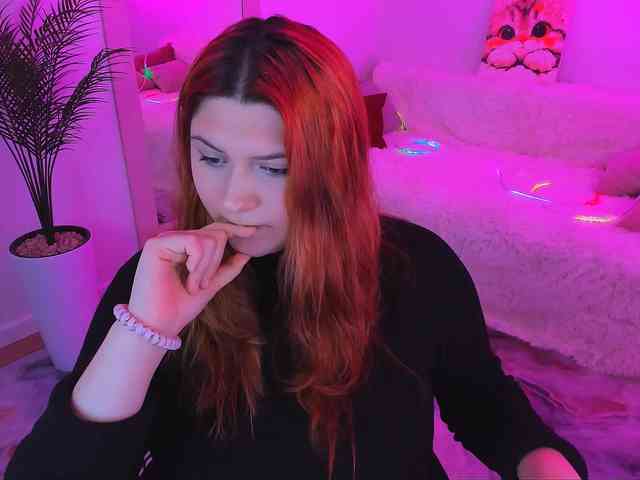 Milenafiery webcam