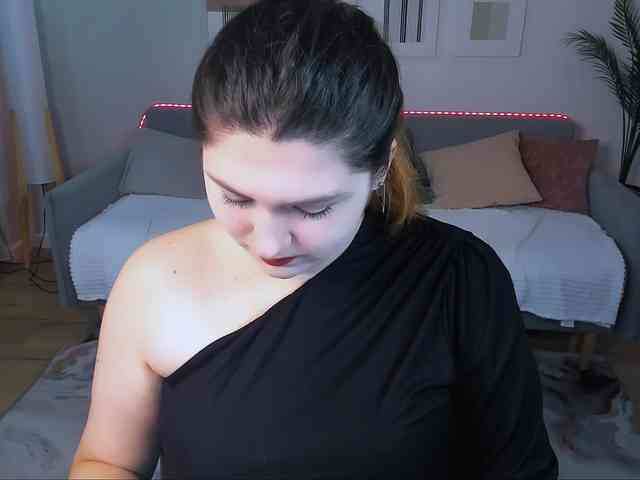 Milenafiery webcam