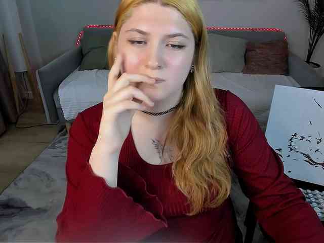 Milenafiery webcam