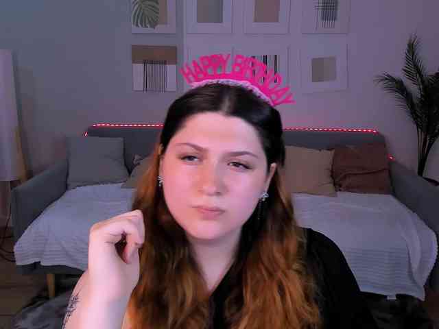 Milenafiery webcam