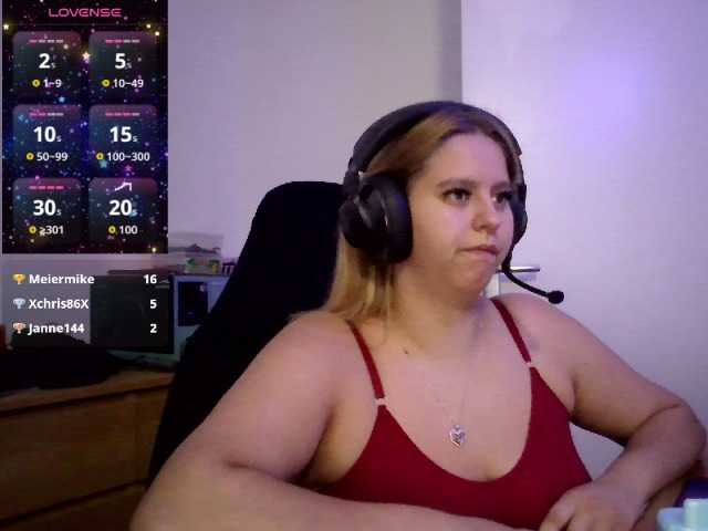 Mia-Lou05 live cam preview