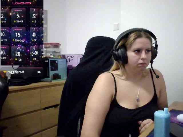 Mia-Lou05 webcam