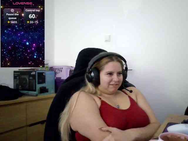 Mia-Lou05 webcam