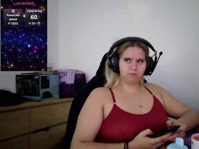 Mia-Lou05 webcam