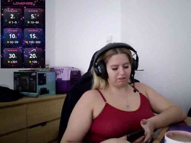 Mia-Lou05 webcam