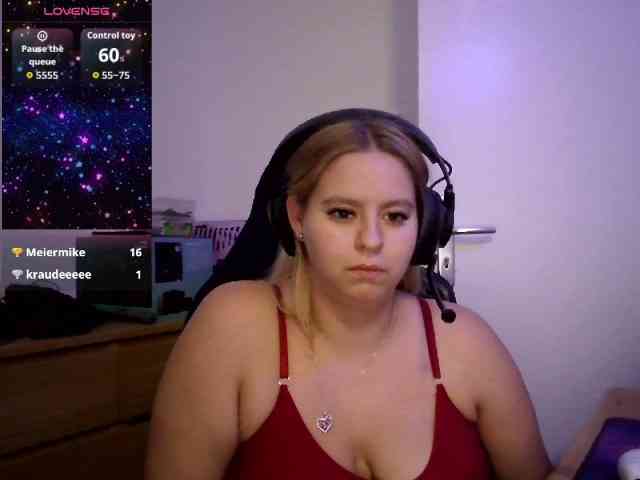 Mia-Lou05 webcam