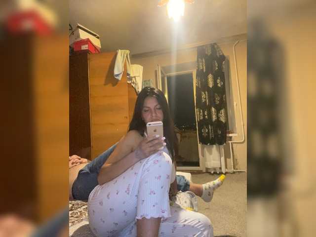 Live трансляция AlexxxDia - slutnetki.online