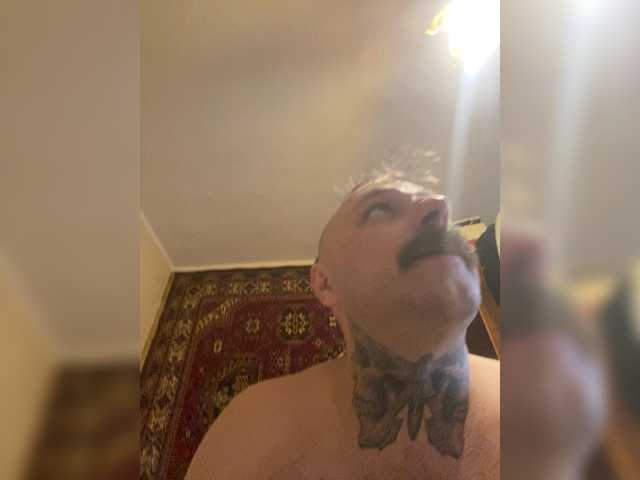 Khomych live cam on BongaCams