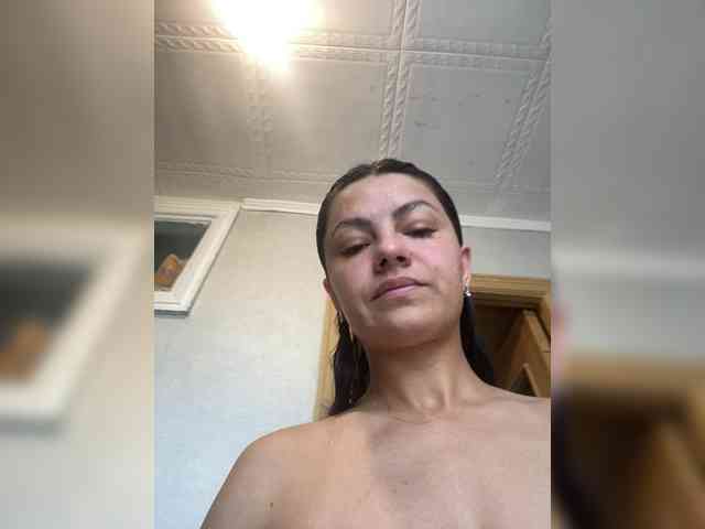 AlexxxDia webcam