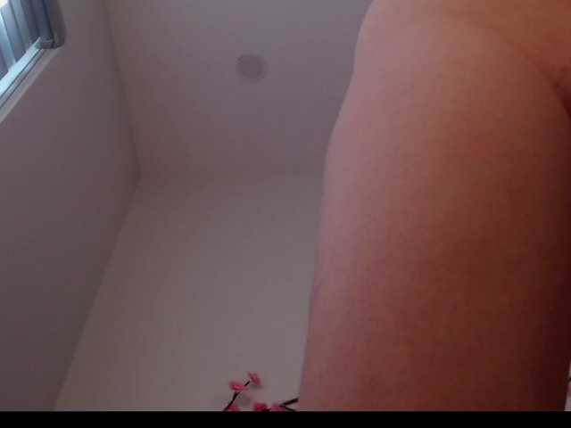 Coraline-bush live cam on BongaCams