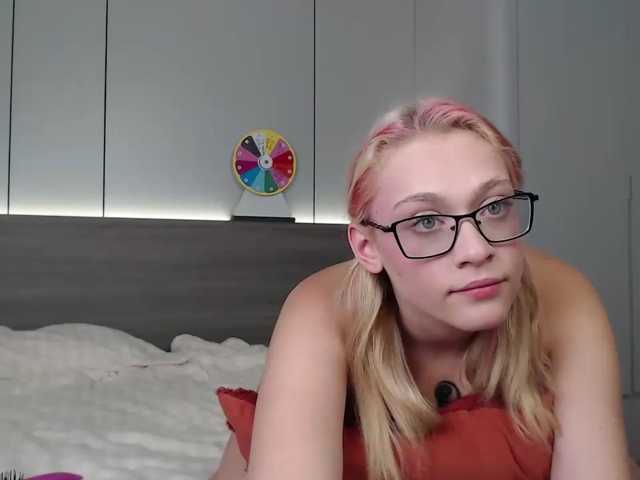 Coraline-bush live cam on BongaCams
