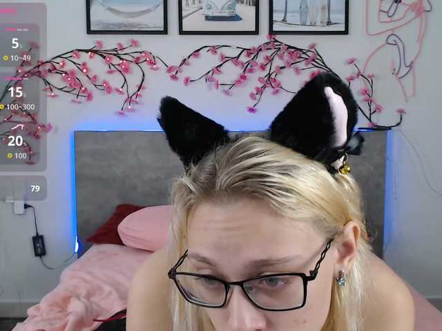 Coraline-bush live cam on BongaCams