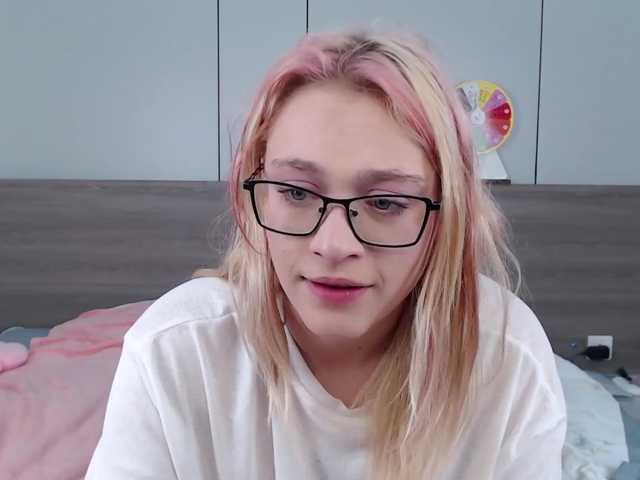 Coraline-bush live cam on BongaCams
