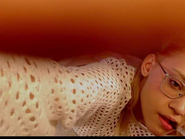 Coraline-bush live cam on BongaCams