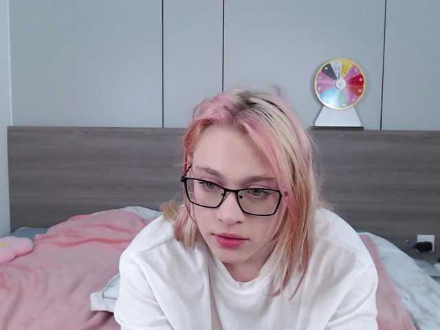 Coraline-bush live cam on BongaCams