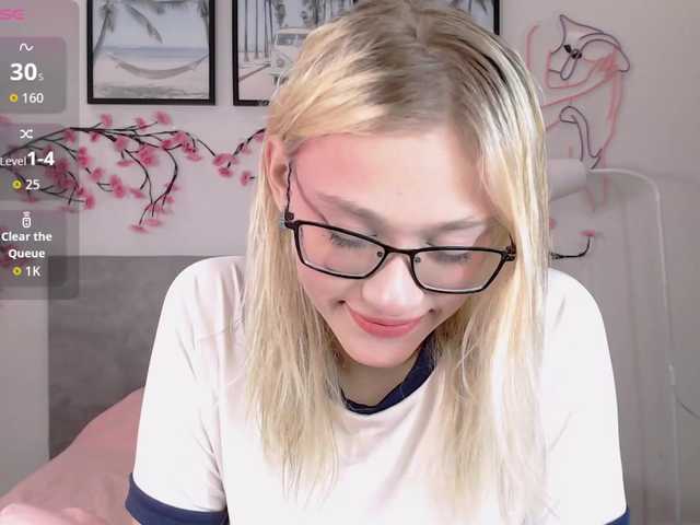 Coraline-bush live cam