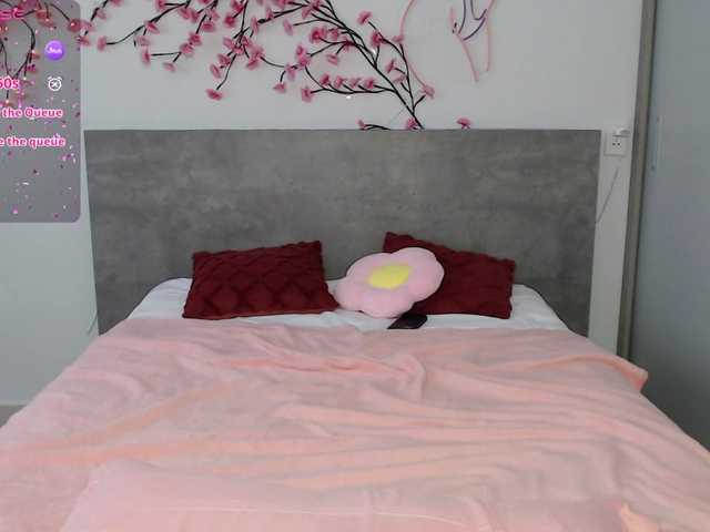 Coraline-bush live webcam show