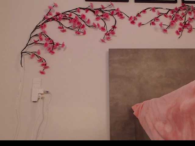 Coraline-bush live cam on BongaCams