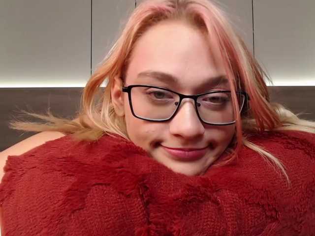 Coraline-bush live cam