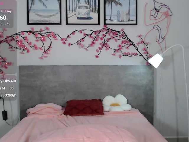 Coraline-bush live cam on BongaCams