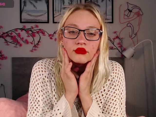 Coraline-bush live cam on BongaCams