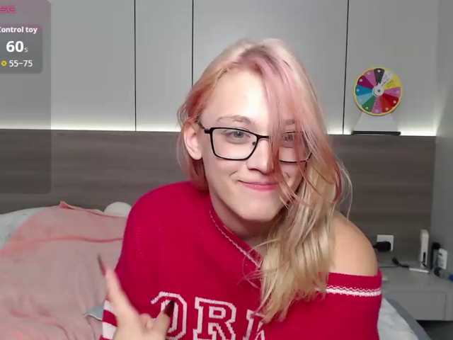 Coraline-bush live cam on BongaCams