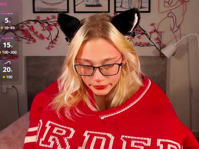 Coraline-bush live cam on BongaCams