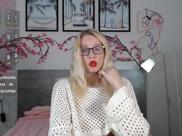 Coraline-bush live cam on BongaCams