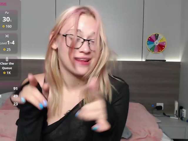 Coraline-bush live cam on BongaCams