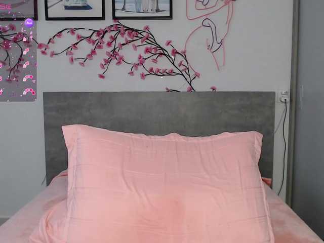 Coraline-bush live cam on BongaCams