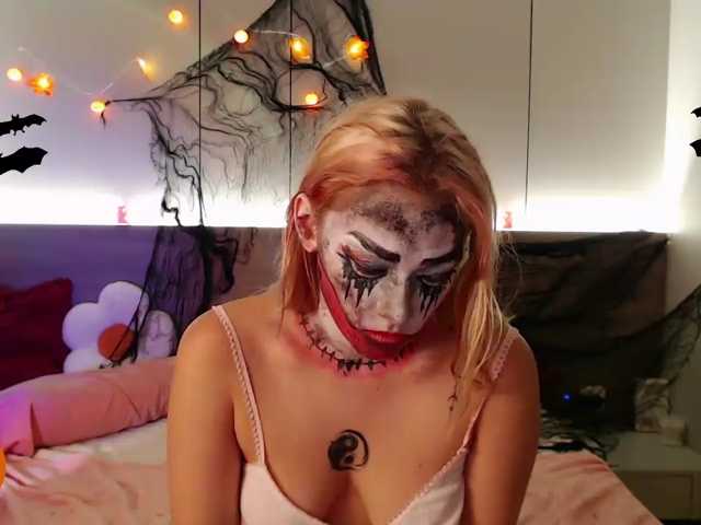 Coraline-bush live cam on BongaCams