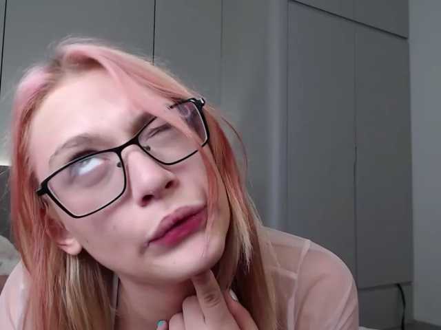 Coraline-bush live cam on BongaCams