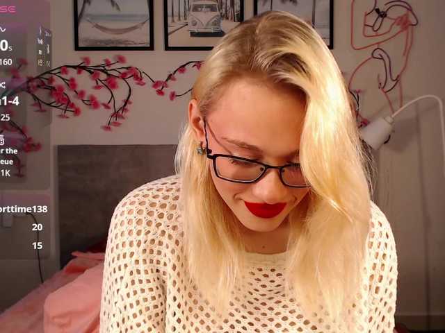 Coraline-bush live cam on BongaCams