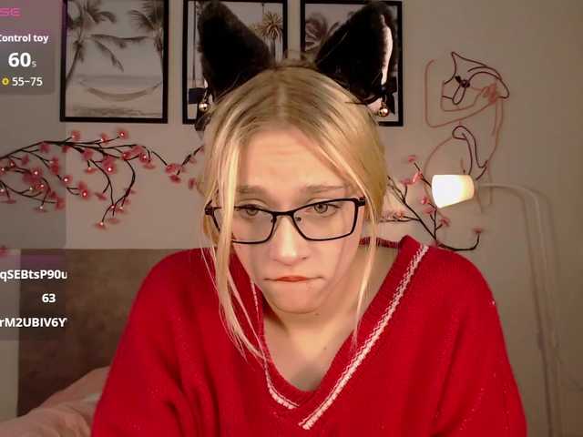 Coraline-bush live cam on BongaCams