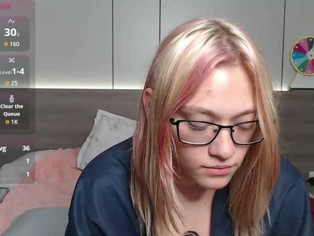 Coraline-bush live cam on BongaCams