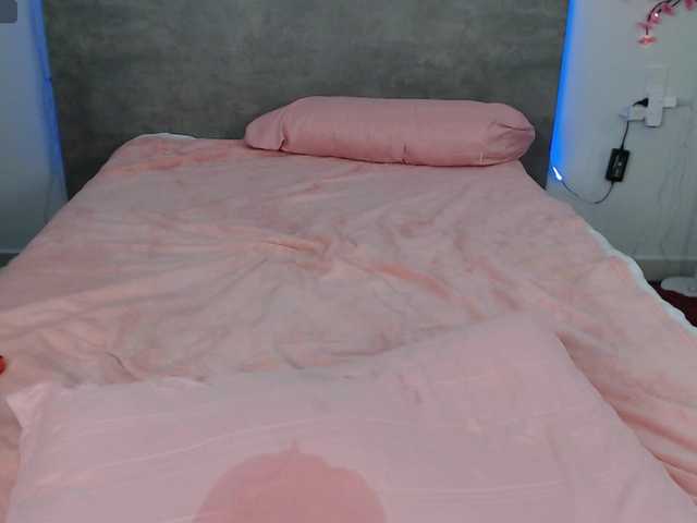 Coraline-bush live cam on BongaCams