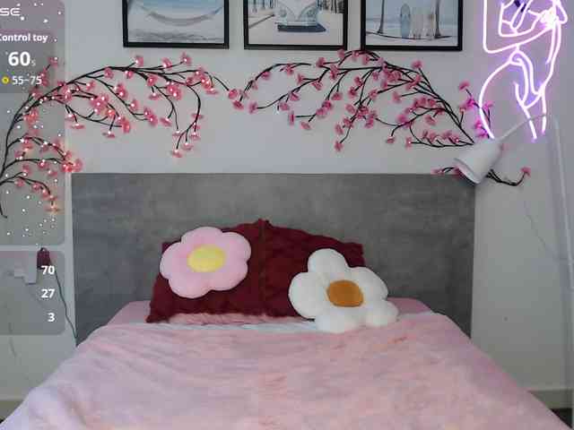 Coraline-bush webcam