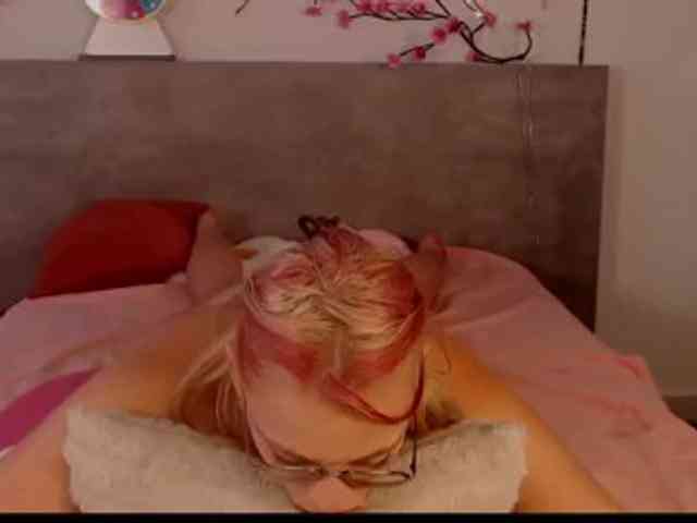 Coraline-bush webcam