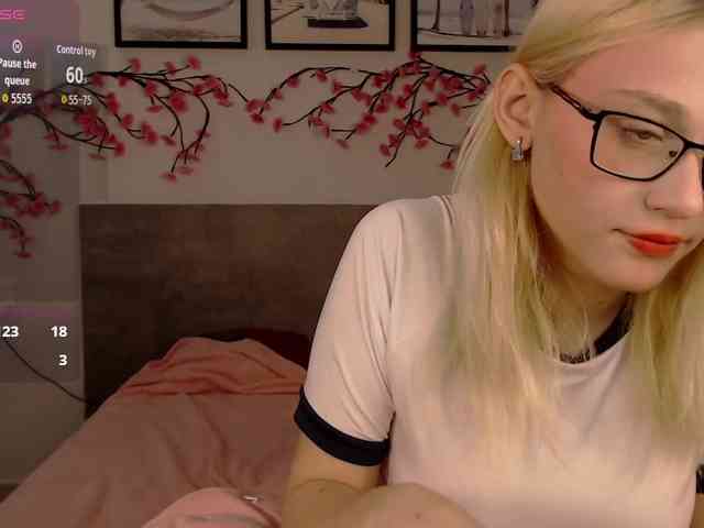 Model: Coraline-bush