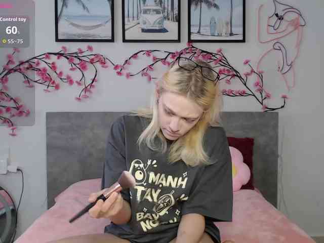 Coraline-bush webcam