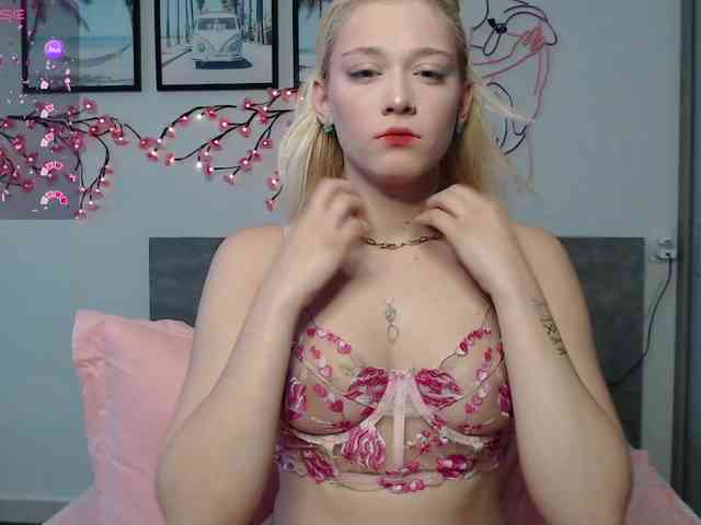 Coraline-bush webcam