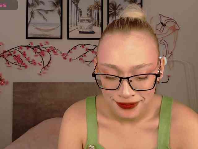 Coraline-bush webcam
