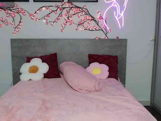 Coraline-bush webcam