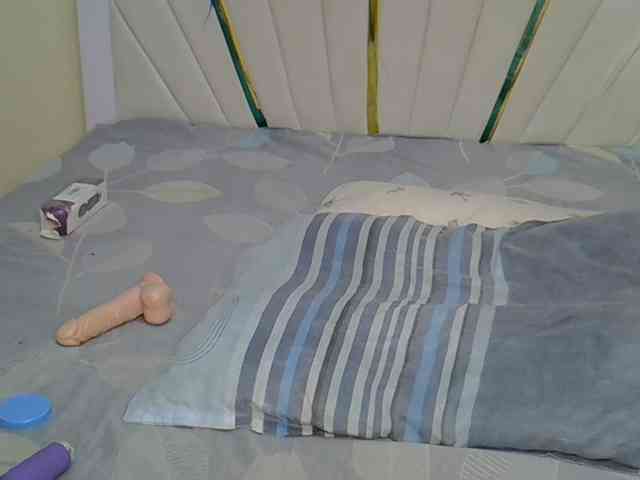Petiteblossom webcam