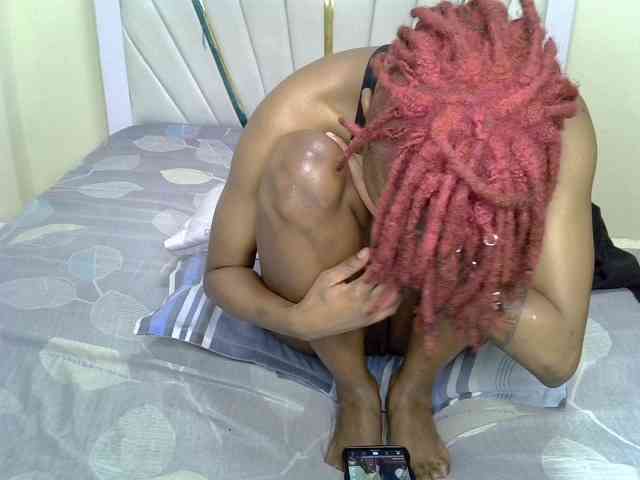Petiteblossom webcam