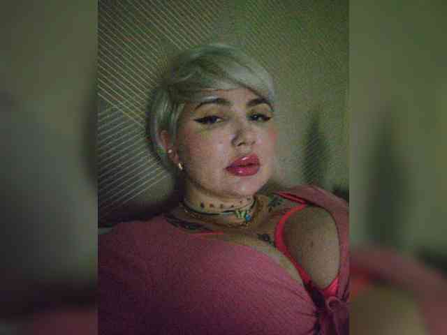 Allaloveyou35a webcam