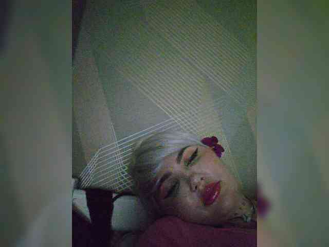 Allaloveyou35a webcam