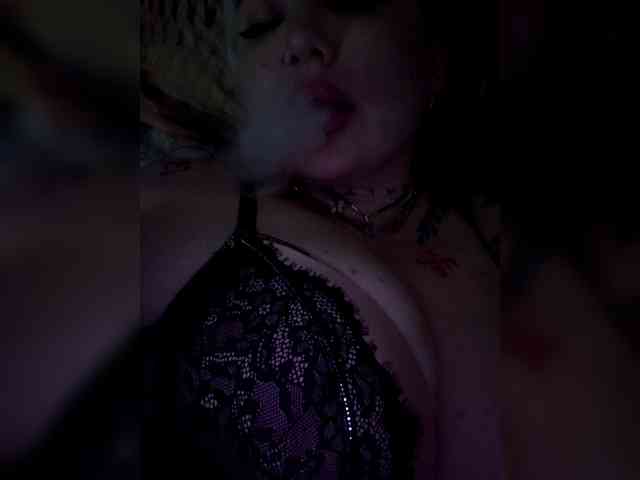 Allaloveyou35a webcam